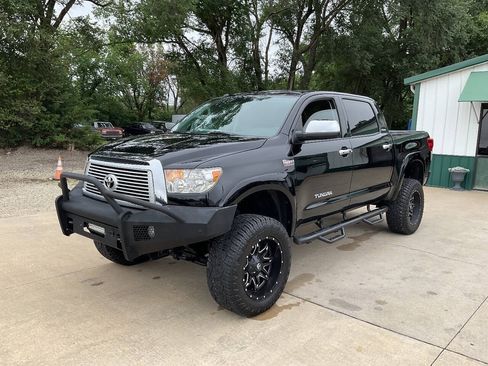 Used 2012 Toyota Tundra Limited w/ Platinum Pkg AWD/4WD image 6