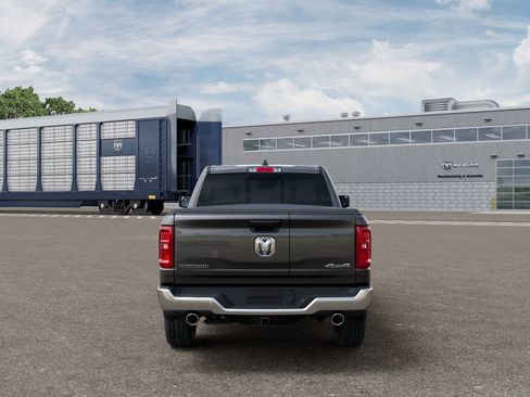 New 2026 RAM 1500 Big Horn AWD/4WD image 8