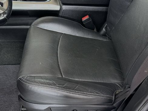Used 2015 RAM 1500 Laramie w/ Convenience Group AWD/4WD image 19
