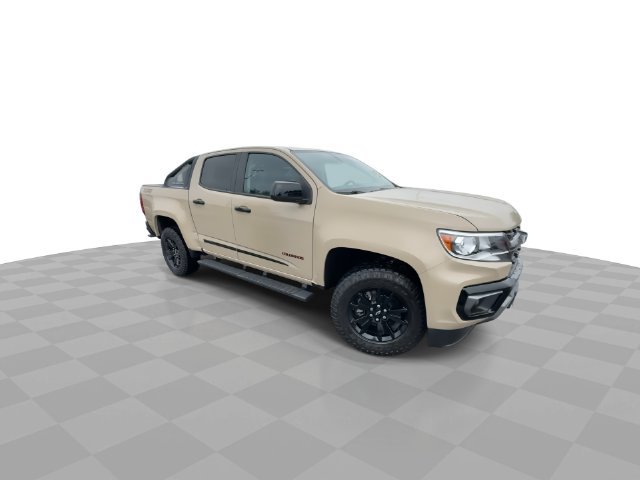 Used 2022 Chevrolet Colorado Z71 AWD/4WD image 2