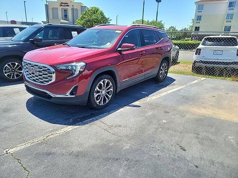 Used 2018 GMC Terrain SLT w/ Preferred Package FWD image 1