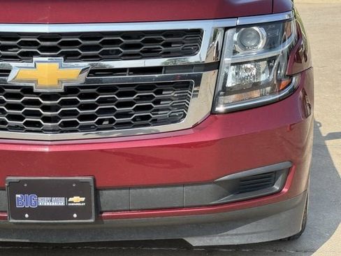 Used 2020 Chevrolet Suburban LT RWD image 10