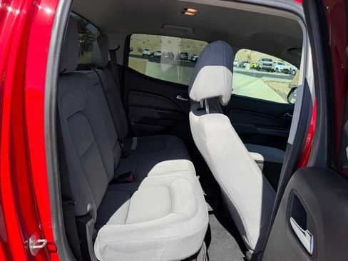 Used 2016 Chevrolet Colorado LT AWD/4WD image 17