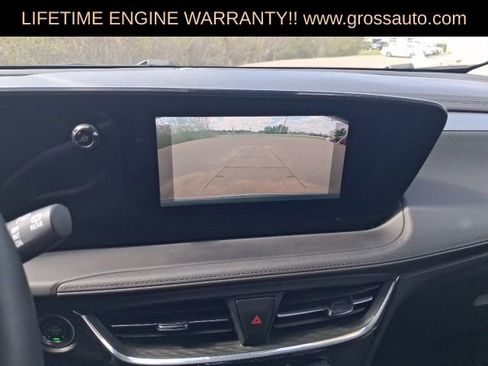 Used 2025 Buick Encore GX Preferred AWD/4WD image 14