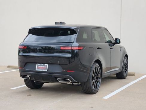 New 2026 Land Rover Range Rover Sport SE image 4