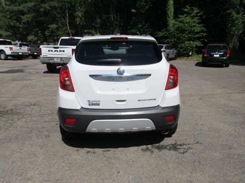 Used 2016 Buick Encore FWD image 4