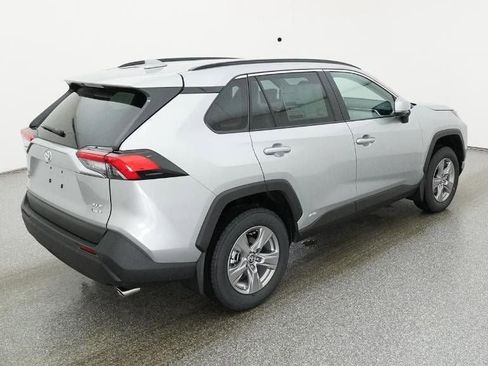 New 2025 Toyota RAV4 XLE image 9