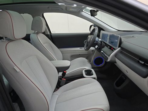 Used 2024 Hyundai Ioniq 5 Limited AWD/4WD image 6