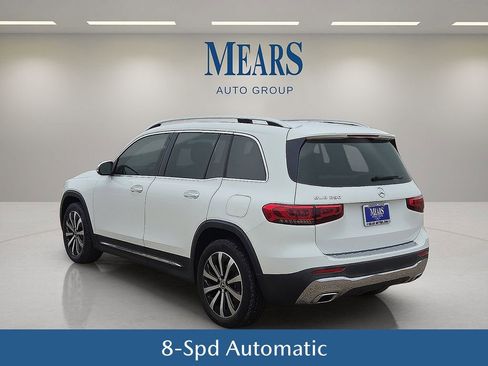 Used 2021 Mercedes-Benz GLB 250 w/ Premium Package image 4