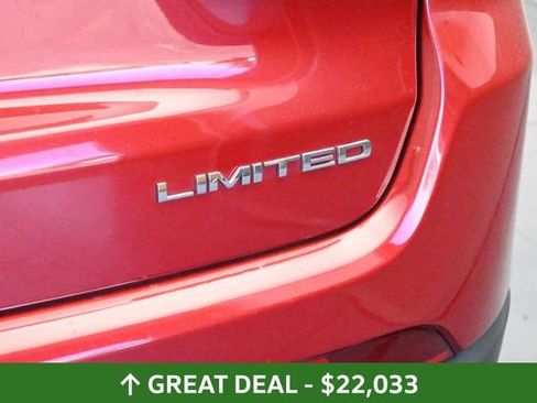 Used 2025 Jeep Compass Limited AWD/4WD image 13