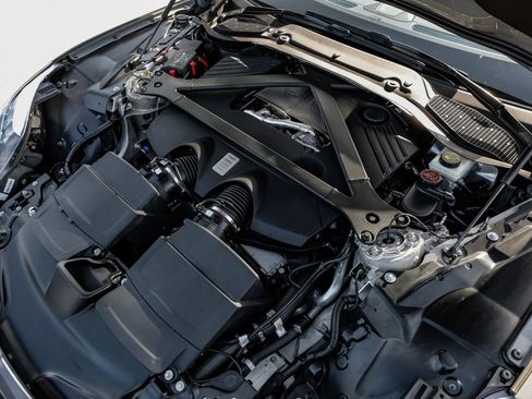 Used 2024 Aston Martin DB12 Coupe RWD image 51
