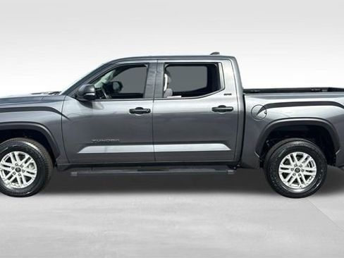 Used 2023 Toyota Tundra SR5 w/ SR5 Convenience Package image 4