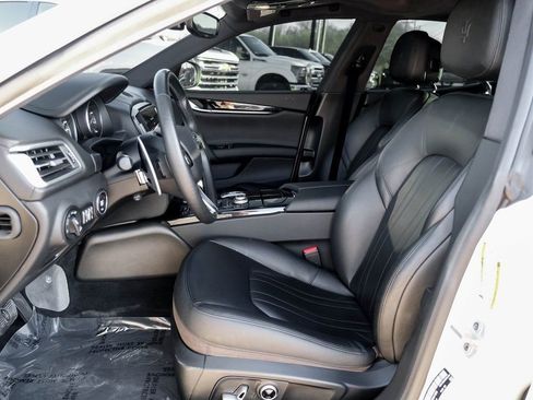 Used 2023 Maserati Ghibli Modena image 30