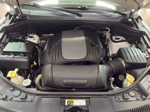 Used 2020 Dodge Durango R/T w/ Blacktop Package AWD/4WD image 32