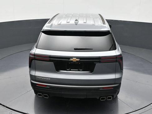 Used 2024 Chevrolet Traverse LS FWD image 15