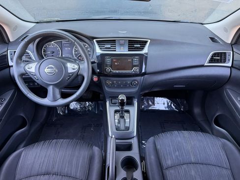 Used 2016 Nissan Sentra SV image 14
