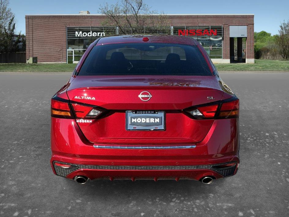 Certified 2023 Nissan Altima 2.5 SL FWD image 3