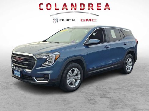 Certified 2024 GMC Terrain SLE image 3
