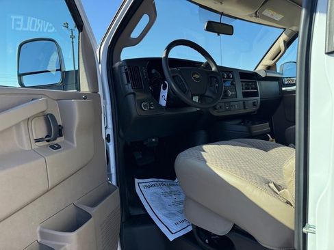 New 2025 Chevrolet Express 2500 image 15