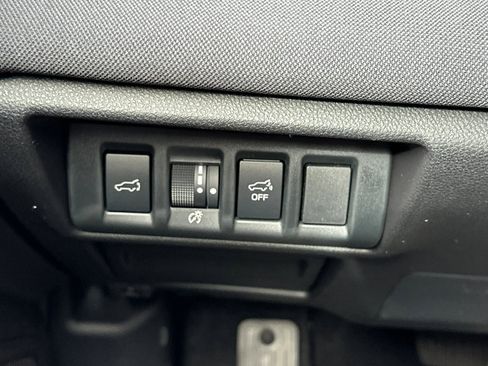 New 2025 Subaru Outback Premium image 30