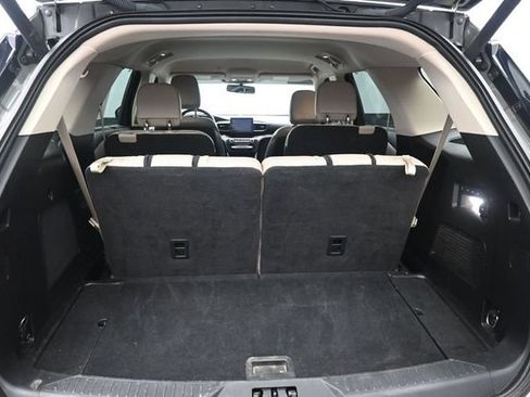 Certified 2020 Ford Explorer Limited AWD/4WD image 5