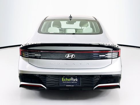Used 2025 Hyundai Sonata SEL FWD image 7