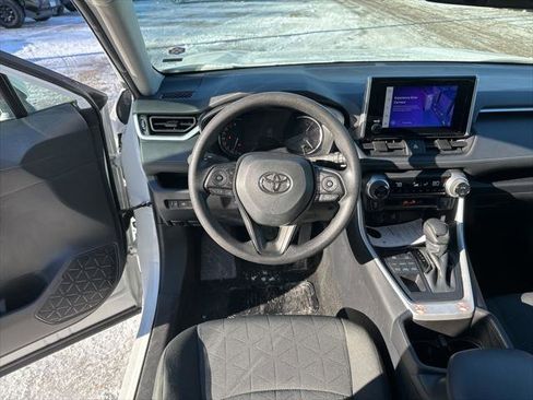 Certified 2025 Toyota RAV4 XLE image 25