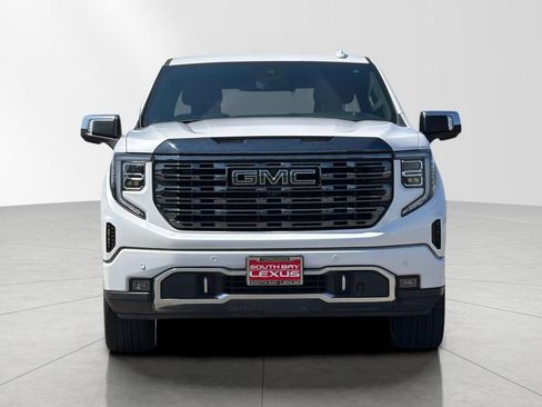 Used 2022 GMC Sierra 1500 Denali Ultimate AWD/4WD image 9