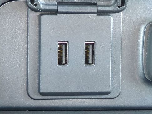 Used 2018 GMC Sierra 1500 SLT image 23