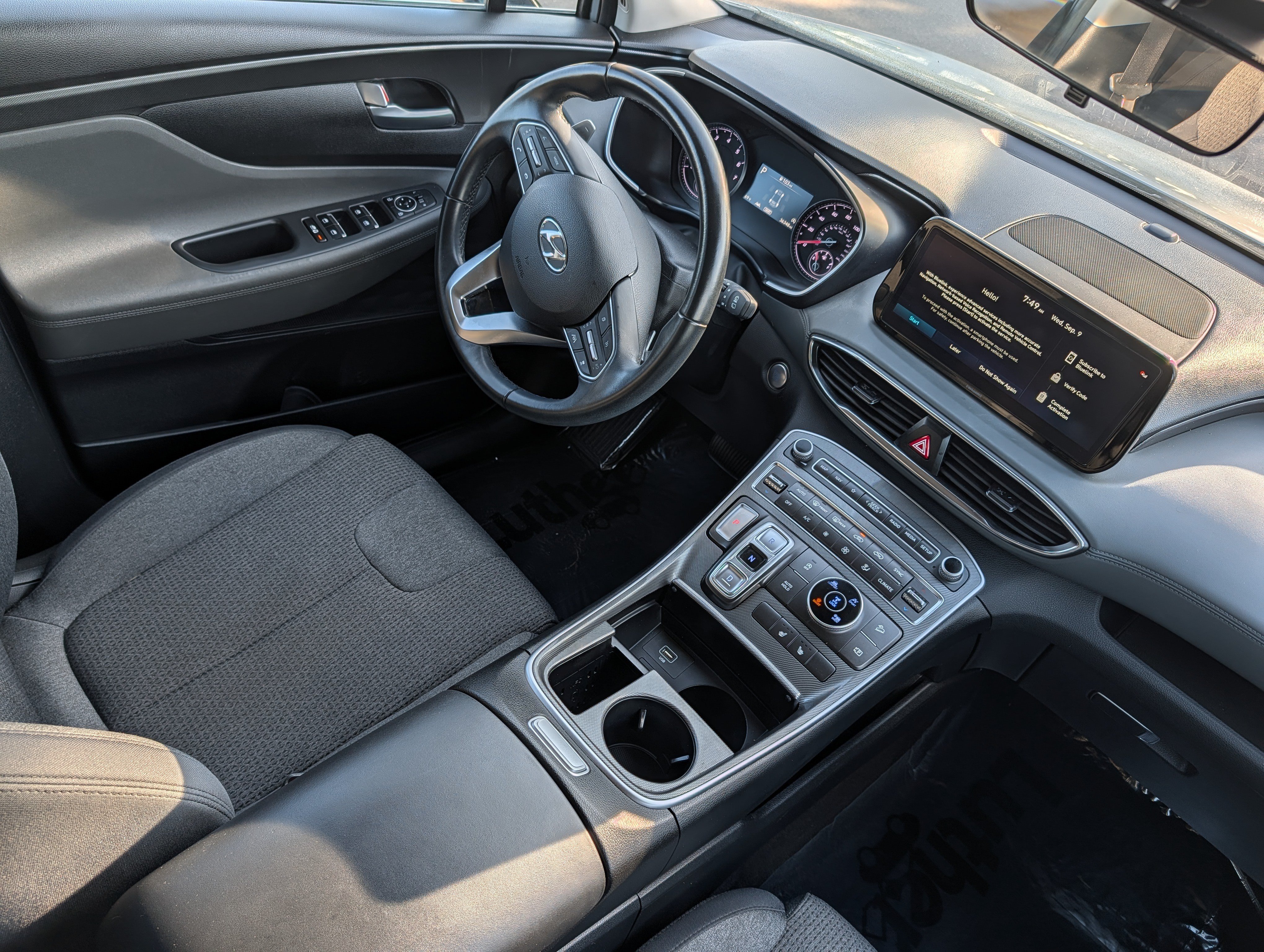 Certified 2023 Hyundai Santa Fe SEL AWD/4WD image 9