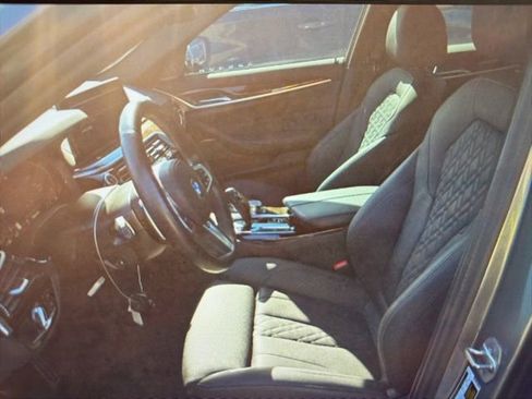 Used 2023 BMW 530i xDrive w/ M Sport Package image 7