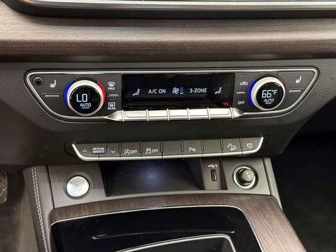 Certified 2023 Audi Q5 2.0T Premium Plus w/ Premium Plus Package AWD/4WD image 25