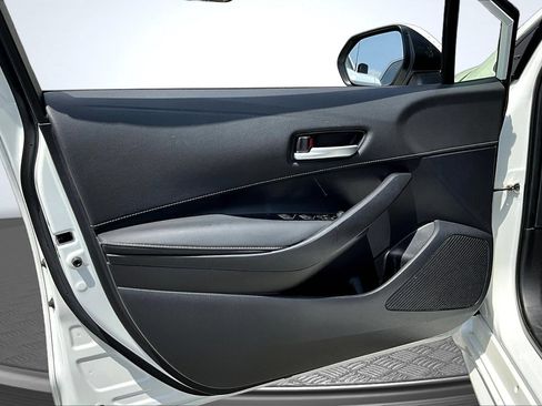 Used 2022 Toyota Corolla SE FWD image 23