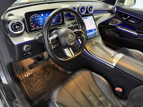 Used 2025 Mercedes-Benz CLE 300 4MATIC Coupe image 18