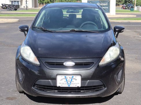 Used 2013 Ford Fiesta SE FWD image 12