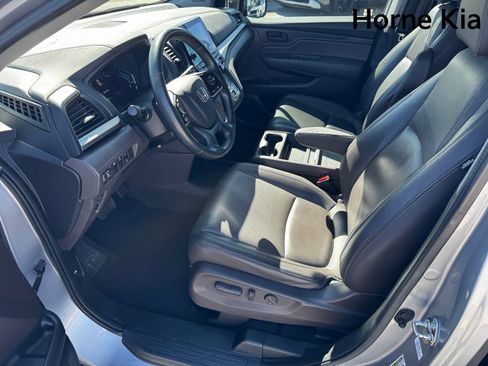 Used 2018 Honda Odyssey EX-L image 9