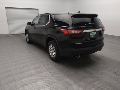 Used 2021 Chevrolet Traverse LS FWD image 5