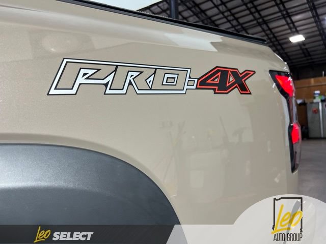 Used 2023 Nissan Frontier PRO-4X w/ Pro Convenience Package AWD/4WD image 9