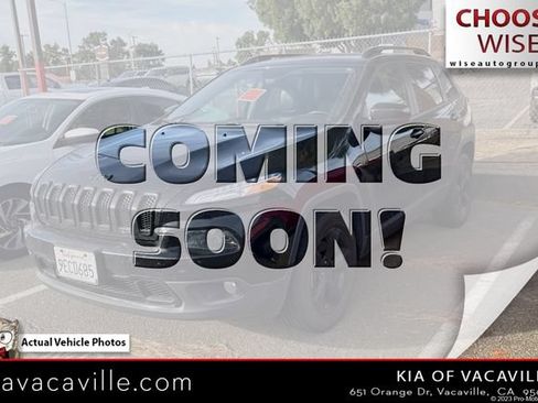 Used 2017 Jeep Cherokee High Altitude AWD/4WD image 1