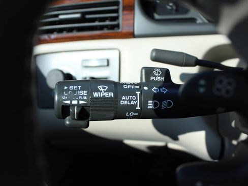 Used 2000 Cadillac Eldorado Touring image 54