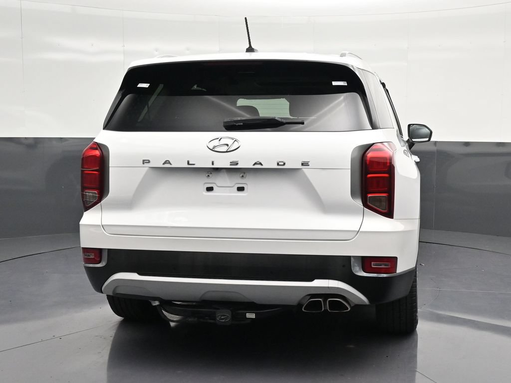 Used 2021 Hyundai Palisade SEL FWD image 2