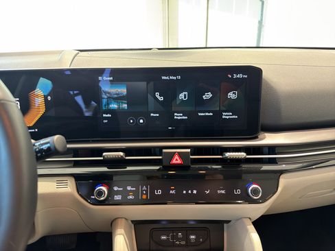 Certified 2026 Kia Sportage EX FWD image 16