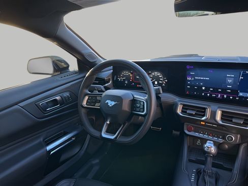 Used 2024 Ford Mustang GT Premium image 11