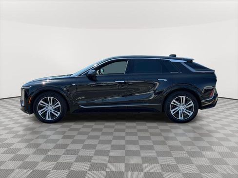 Used 2024 Cadillac Lyriq Tech w/ LPO, Floor Liner Package AWD/4WD image 4