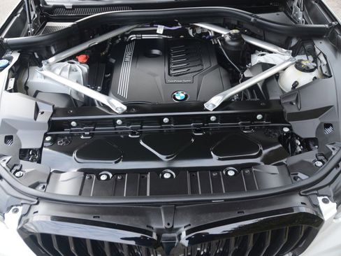 Used 2022 BMW X5 sDrive40i w/ M Sport Package image 26