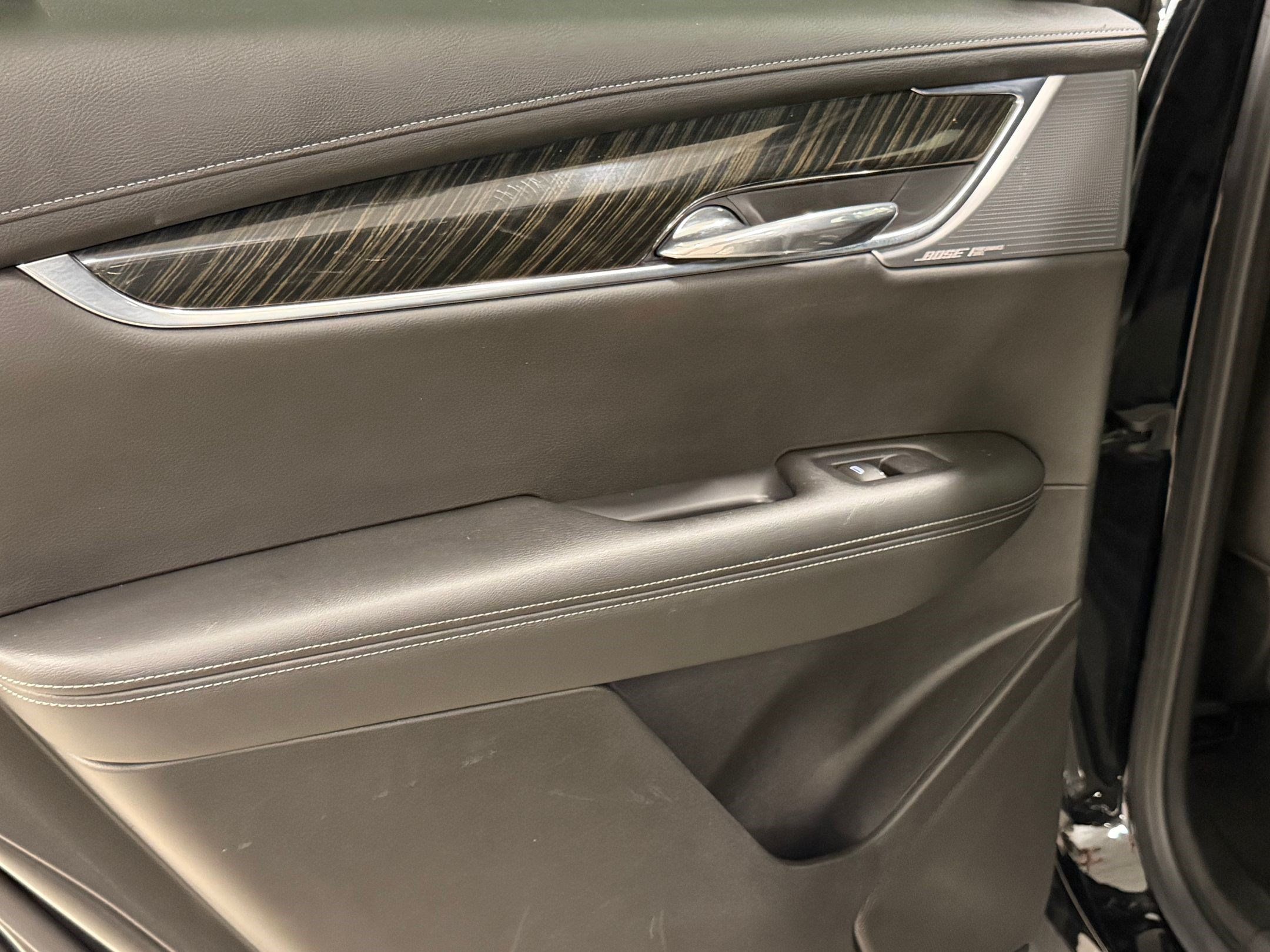 Used 2021 Cadillac XT6 Premium Luxury AWD/4WD image 45