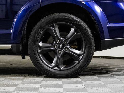 Used 2019 Dodge Journey Crossroad image 41