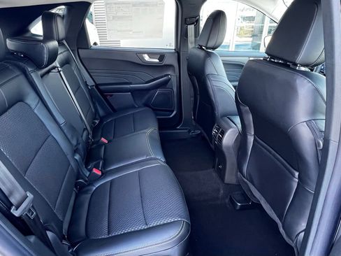 New 2026 Ford Escape Base image 18