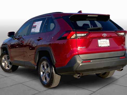 Used 2022 Toyota RAV4 XLE image 12