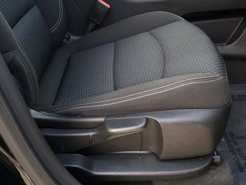 Used 2022 GMC Terrain SLE w/ Driver Convenience Package image 15